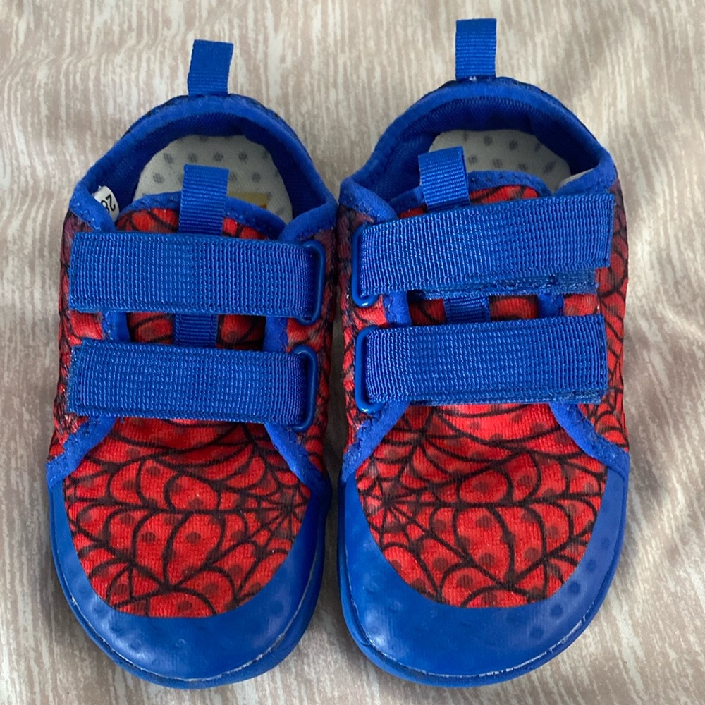 WateLves Wide Toddler Water Shoes Kids Barefoot Beach Swim Aqua Shoes